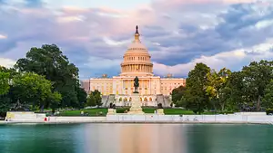 Washington & Philadelphia Full-Day Guided Tour from New York